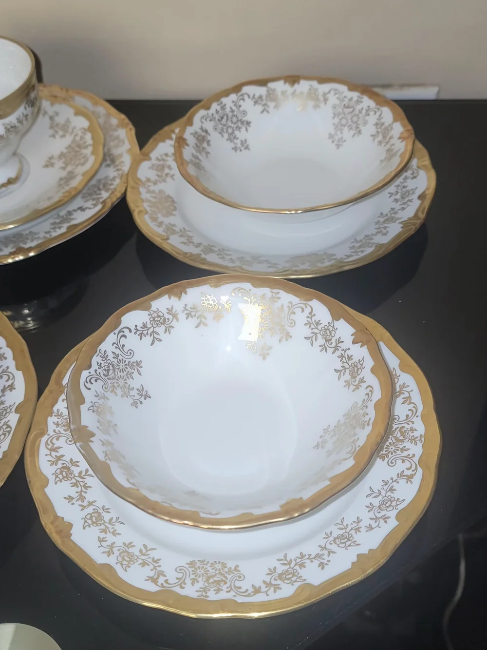 VINTAGE WEIMAR White and Gold Porcelain Teacup and Saucer Set 20 PIECES